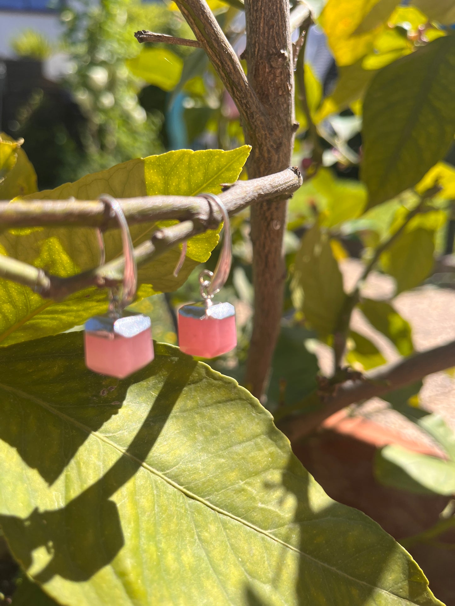 boucles d'oreilles en acier argenté pendants en pierre de quartz rose