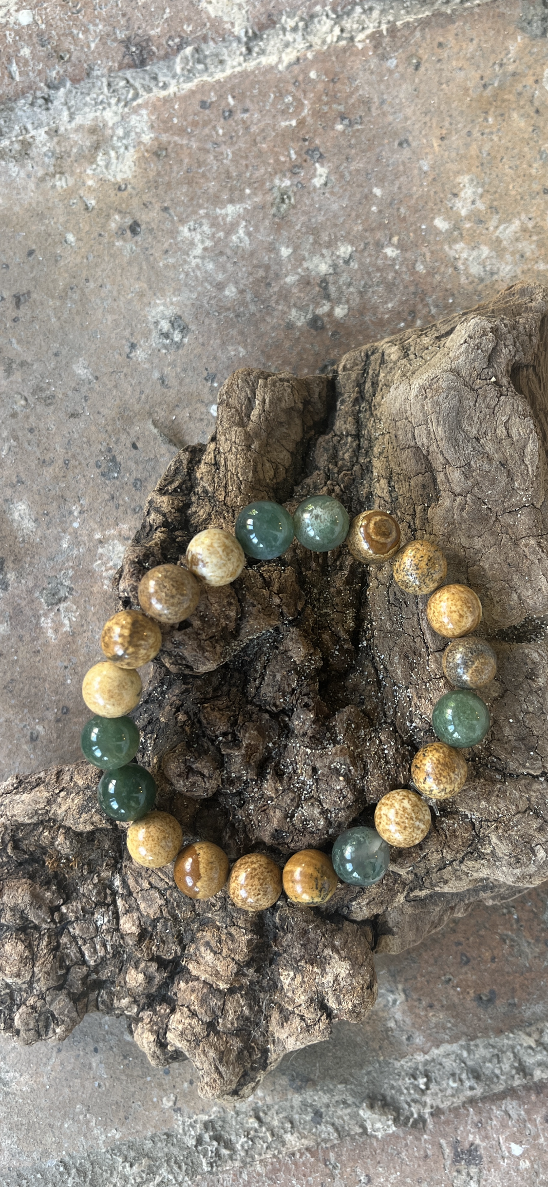 bracelet en pierres naturelles d'agate mousse et de jaspe paysage