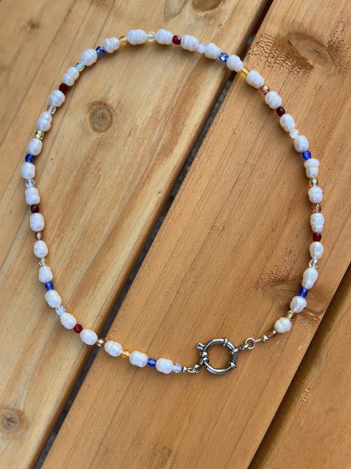 collier ras de cou en perles naturelles de culture