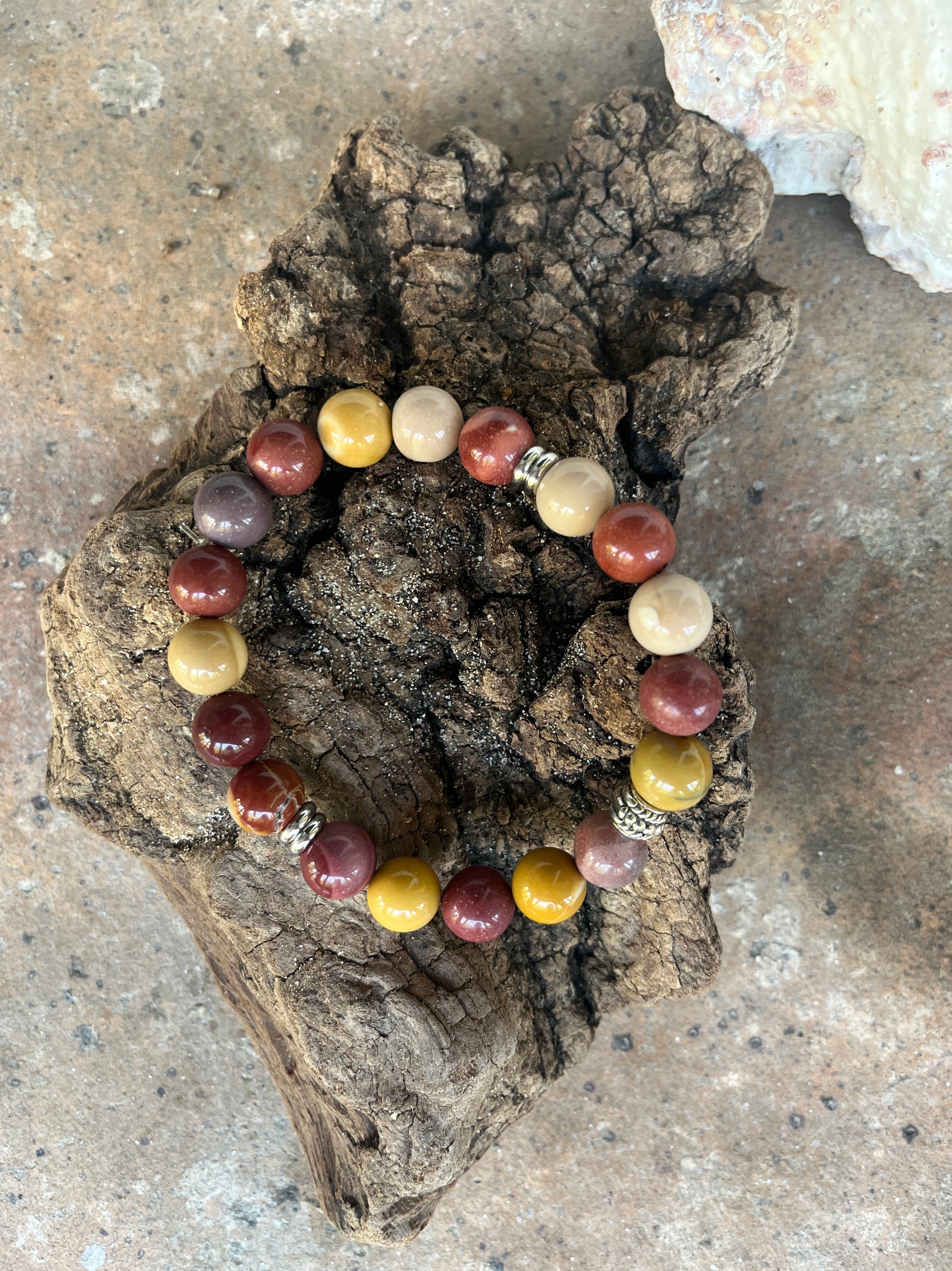 bracelet en pierres naturelles de jaspe mokaite