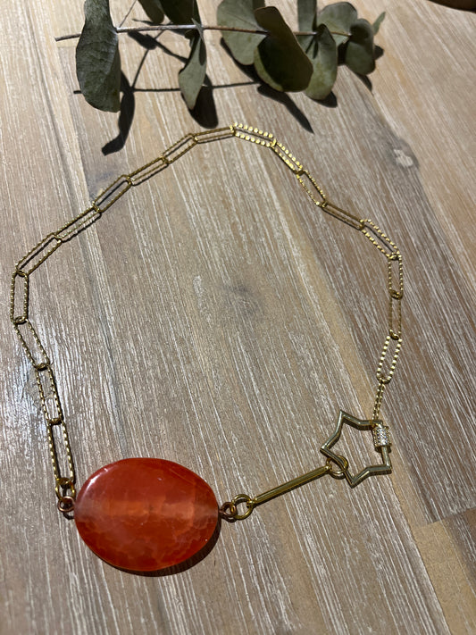 collier ras de cou fermoir étoile et grosse pierre d'agate 